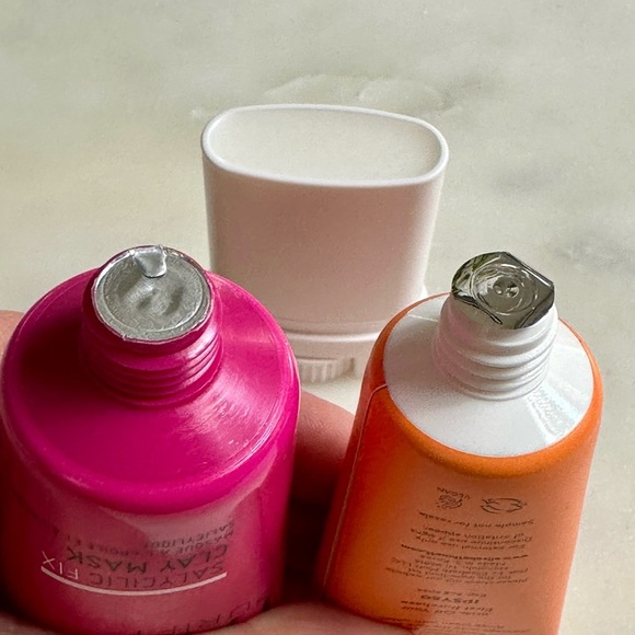 Summer Essentials Beauty Sample Bundle - Picture 7 of 7